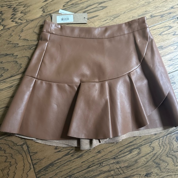 DO+BE brown faux Leather Skater Skort - Picture 3 of 3